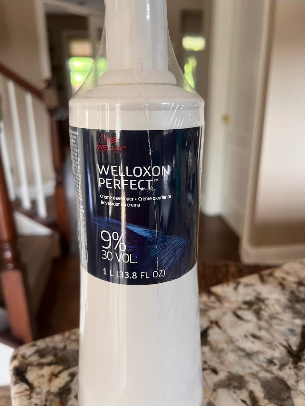 Wella Welloxon Perfect Cream Developer 9% 30 VOL 1L - White Bottle